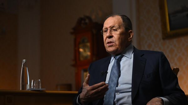Сергей Лавров дает интервью гендиректору Россия сегодня Дмитрию Киселев - Sputnik Латвия