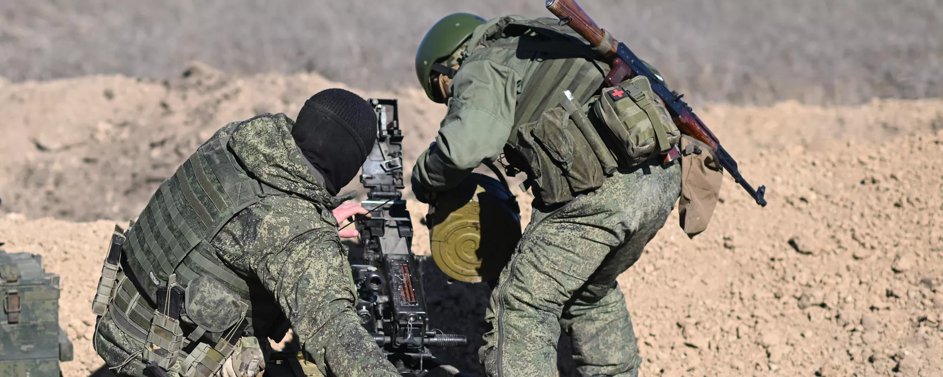 Боевая работа мотострелковых подразделений в зоне спецоперации - Sputnik Латвия, 1920, 13.02.2023