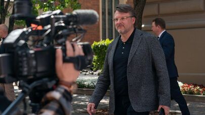Лидер партии "Латвия на первом месте" Айнарс Шлесерс перед выборами президента в Сейме