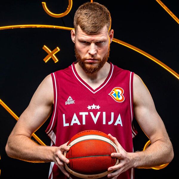 Игрок сборной Латвии по баскетболу Давис Бертанс - Sputnik Латвия