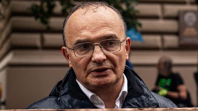 Игорь Пименов - бывший депутат Сейма Латвии, председатель правления ЛАШОР во время митинга против перевода школ на латышский язык обучения