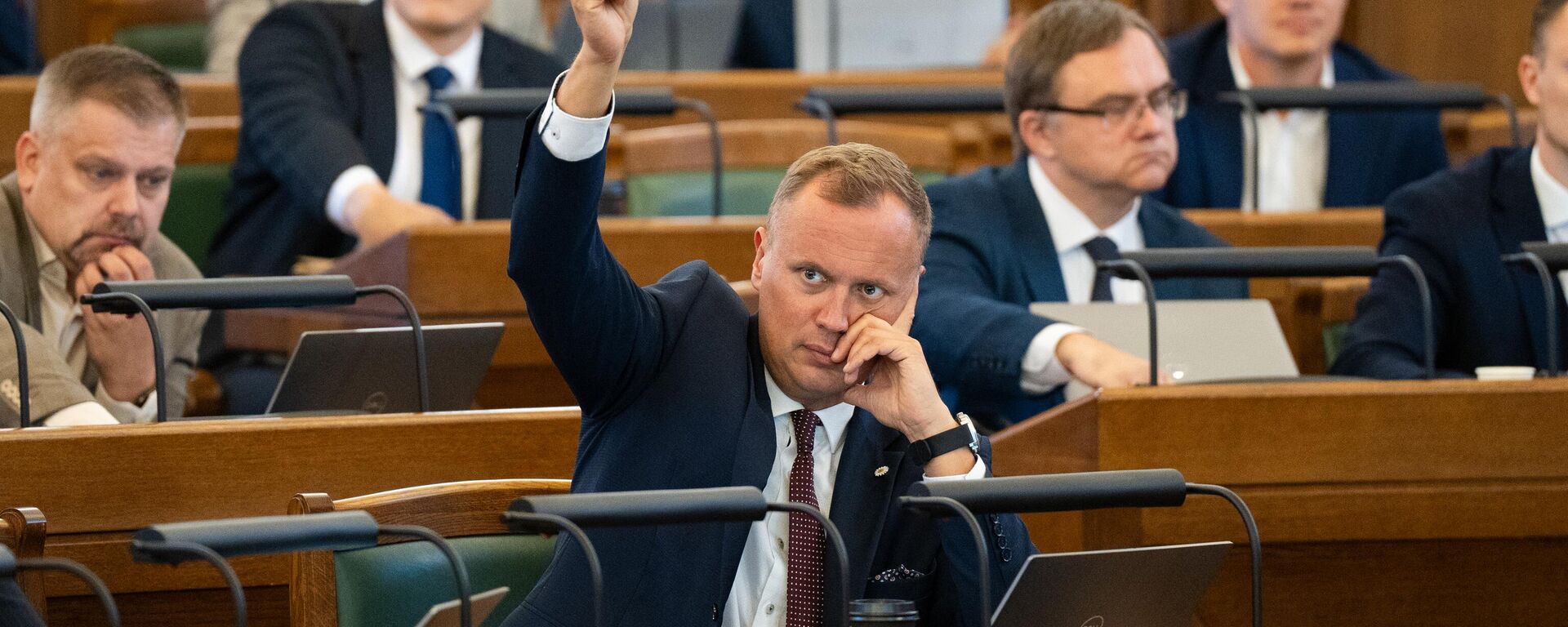 Депутат Сейма Латвии Эдгарс Таварс  - Sputnik Латвия, 1920, 17.10.2025