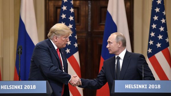 Встреча президента РФ Владимира Путина и президента США Дональда Трампа в Хельсинки - Sputnik Латвия