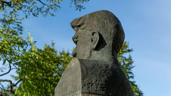 Памятник ученому Мстиславу Келдышу был демонтирован в Риге в ночь на 3 ноября - Sputnik Латвия