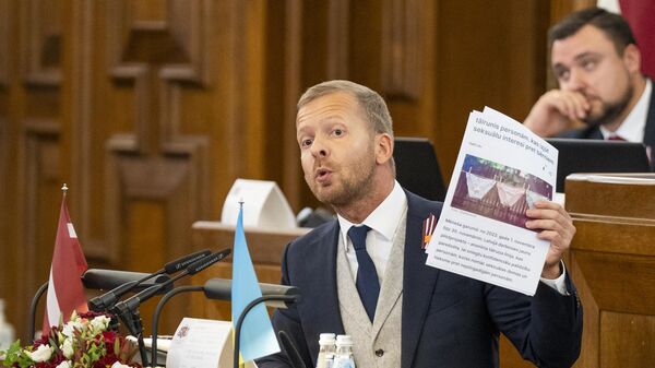 Лидер партии Стабильность! Алексей Росликов выступает в Сейме Латвии  - Sputnik Латвия