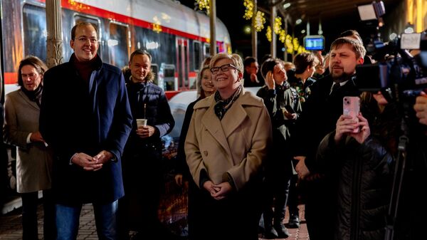 Премьер-министр Литвы Ингрида Шимоните приняла участие в церемонии открытия железнодорожного маршрута между Ригой и Вильнюсом  - Sputnik Латвия