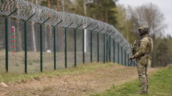 Латвийско-белорусская граница  - Sputnik Латвия