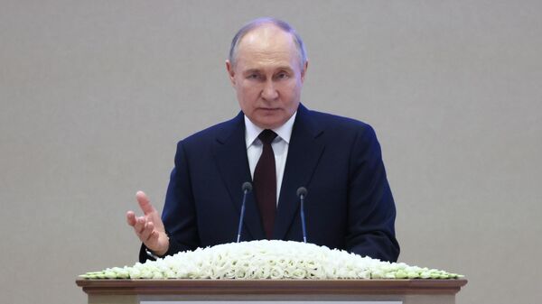 Рабочий визит президента Владимира Путина в Узбекистан. День второй - Sputnik Латвия