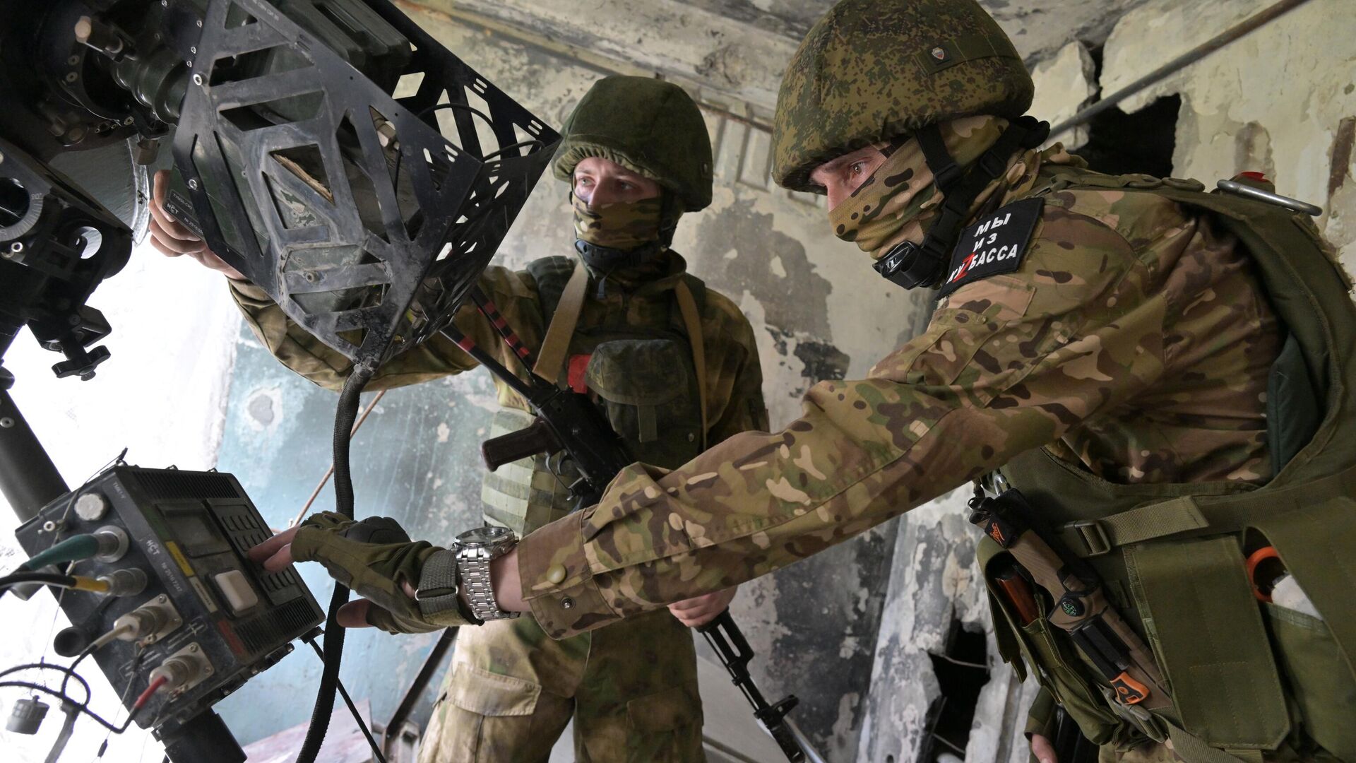 Боевая работа связистов российских войск в ДНР - Sputnik Латвия, 1920, 07.07.2024