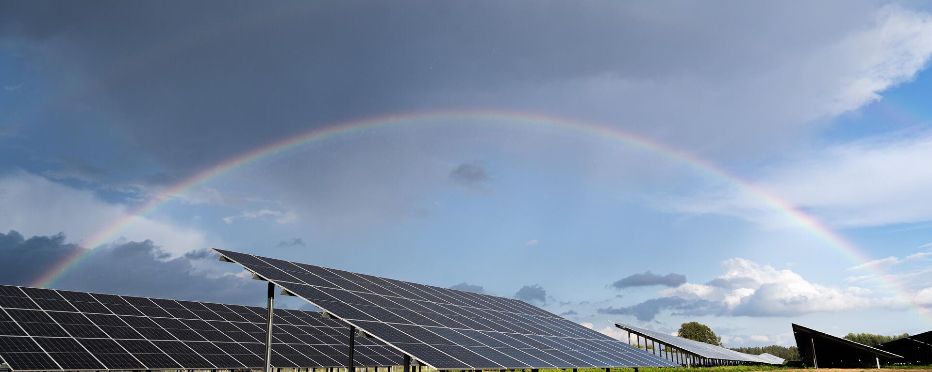 Открытие Цесисской солнечной электростанции - Sputnik Латвия, 1920, 09.09.2025