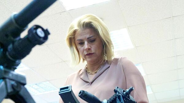 Премьер-министр Латвии Эвика Силиня во время рабочего визита в Резекне - Sputnik Латвия