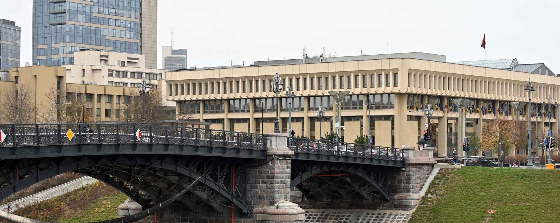 Вид на здание Сейма Литвы в Вильнюсе - Sputnik Латвия, 1920, 13.07.2026