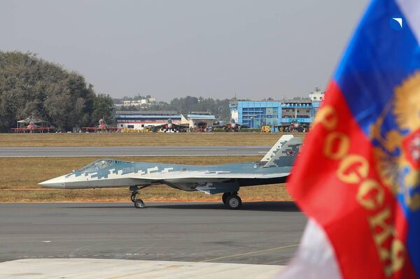 Российские и американские истребители впервые присоединятся к крупнейшему авиашоу Aero India 2025 в Нью-Дели. - Sputnik Латвия