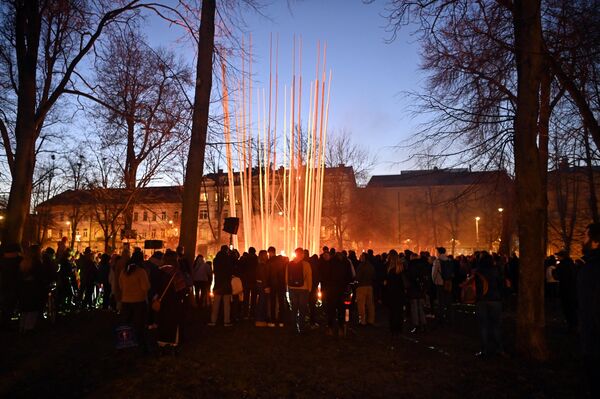 В Вильнюсе во вторник, 20 марта, отпраздновали день весеннего равноденствия. В Вильнюсе во вторник, 20 марта, отпраздновали день весеннего равноденствия. - Sputnik Латвия