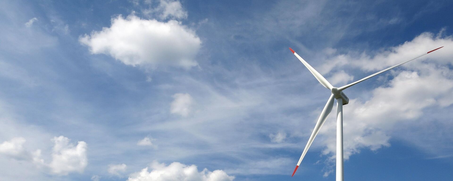 Ветрогенератор - Sputnik Латвия, 1920, 01.04.2025