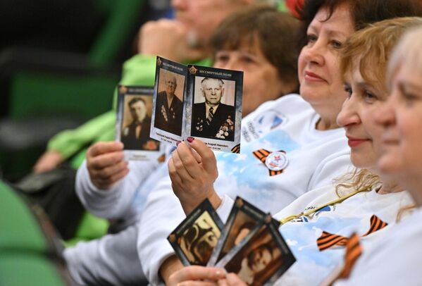 Старт акции &quot;Стена Памяти&quot;, приуроченной к 80-летию со Дня Победы в Великой Отечественной войне, в Центральном музее Вооруженных Сил РФ в Москве. - Sputnik Латвия
