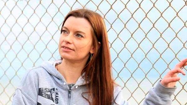 Бывшая жительница латвийского Даугавпилса Светлана, задержанная полицией Лондона из-за музыкального клипа Вики Цыгановой Вагнер - Sputnik Латвия