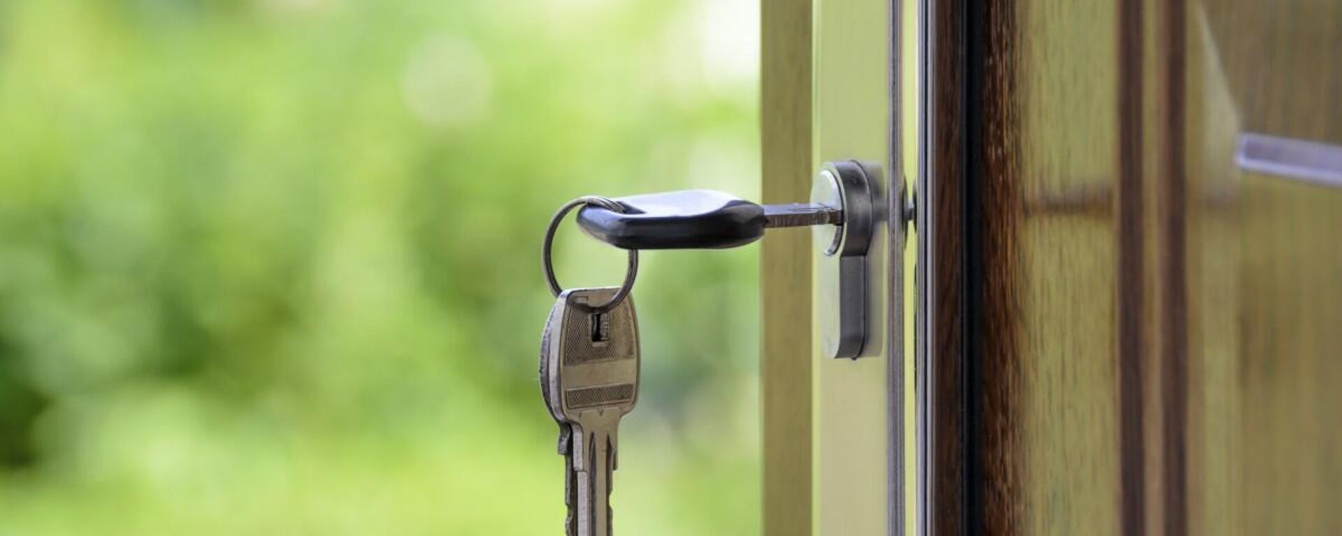 Ключи в замочной скважине - Sputnik Латвия, 1920, 18.01.2025