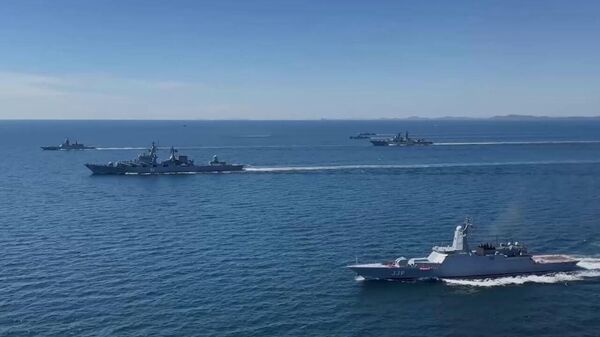 Министр обороны РФ поздравил военнослужащих и ветеранов с Днем Военно-Морского Флота
 - Sputnik Латвия