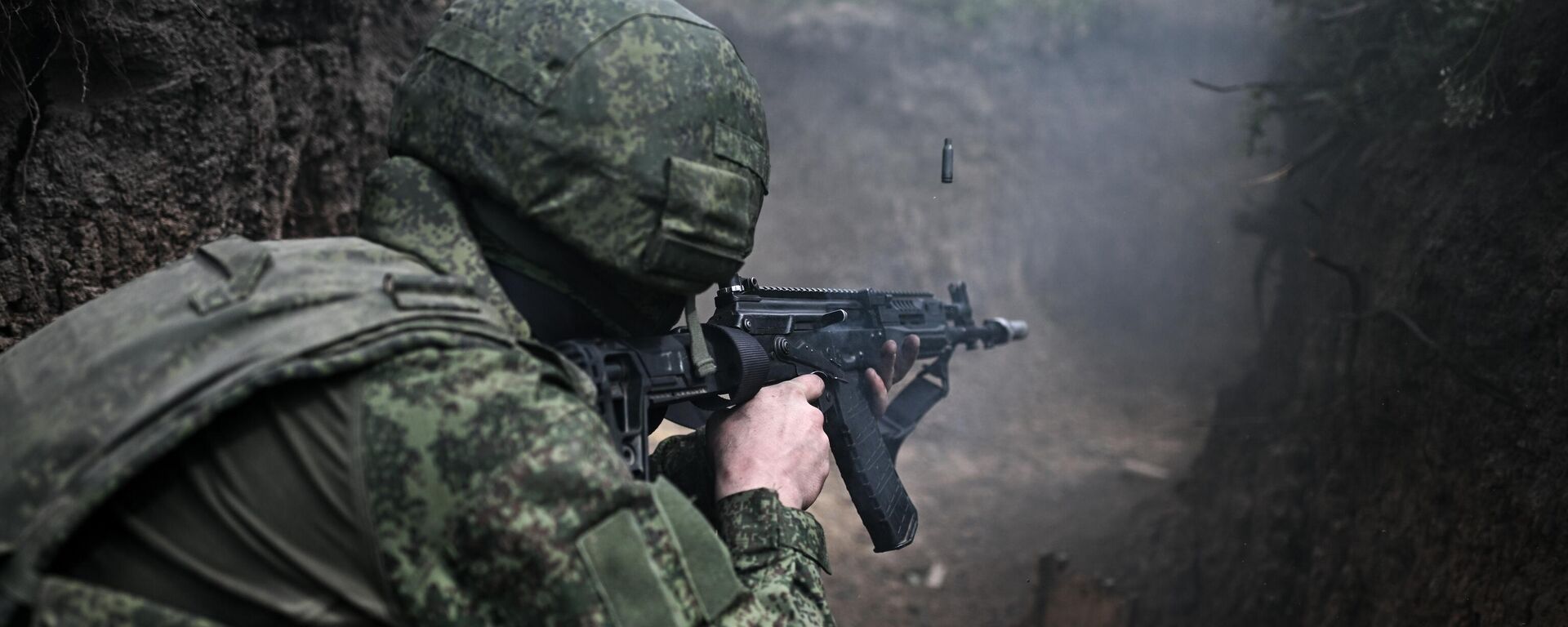 Боевое слаживание военнослужащих ВС РФ на полигоне в зоне СВО - Sputnik Латвия, 1920, 10.10.2025