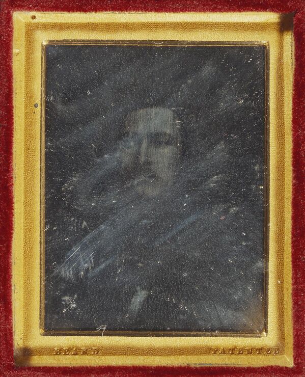 Первое фото царской особы было сделано в 1842 году. На нем запечатлен муж британской королевы Виктории – принц Альберт - Sputnik Латвия