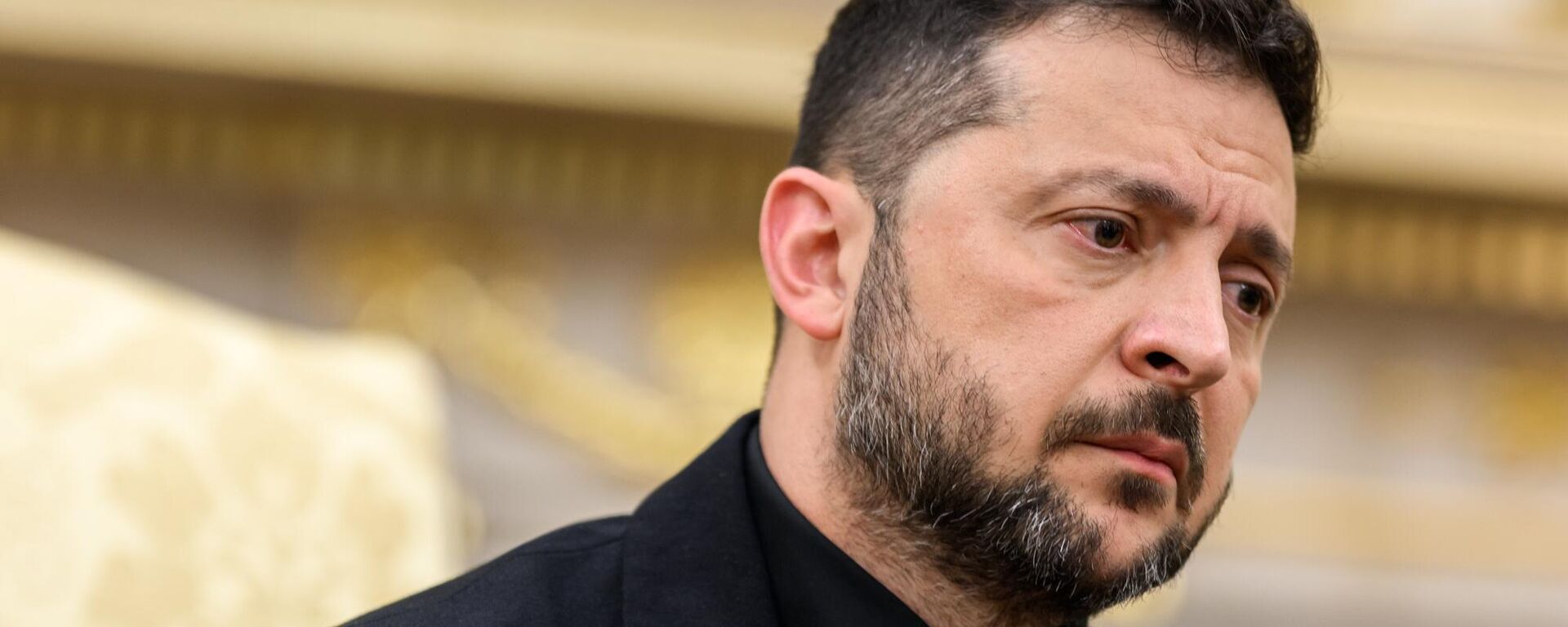 Президент Украины Владимир Зеленский во время встречи с президентом США Дональдом Трампом - Sputnik Латвия, 1920, 05.10.2025