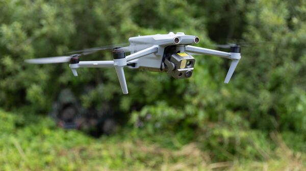 На полигоне Селия проходят международные военные учения по противодействию беспилотникам Baltic Trust 25 - Sputnik Латвия