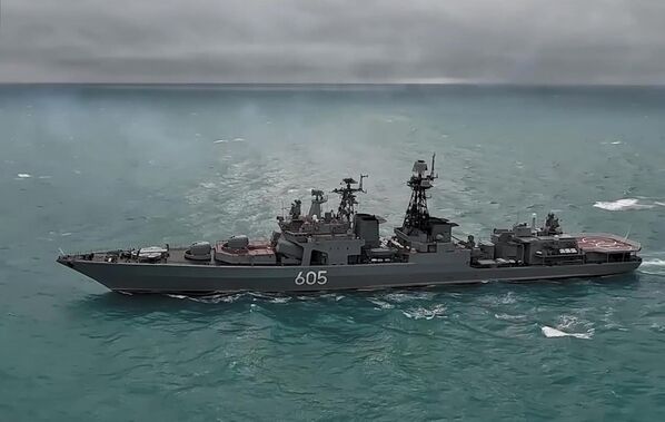 Большой противолодочный корабль проекта 1155 &quot;Адмирал Левченко&quot; Северного флота ВМФ России  - Sputnik Латвия