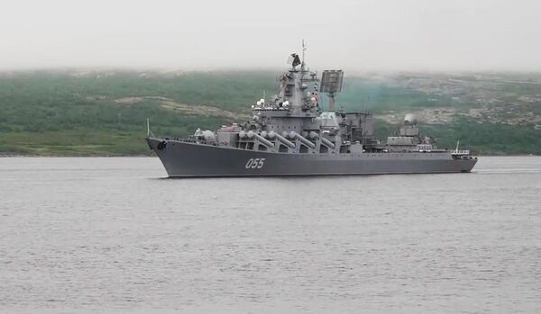 Ракетный крейсер 1 ранга &quot;Маршал Устинов&quot; проекта 1164 Северного флота ВМФ России  - Sputnik Латвия