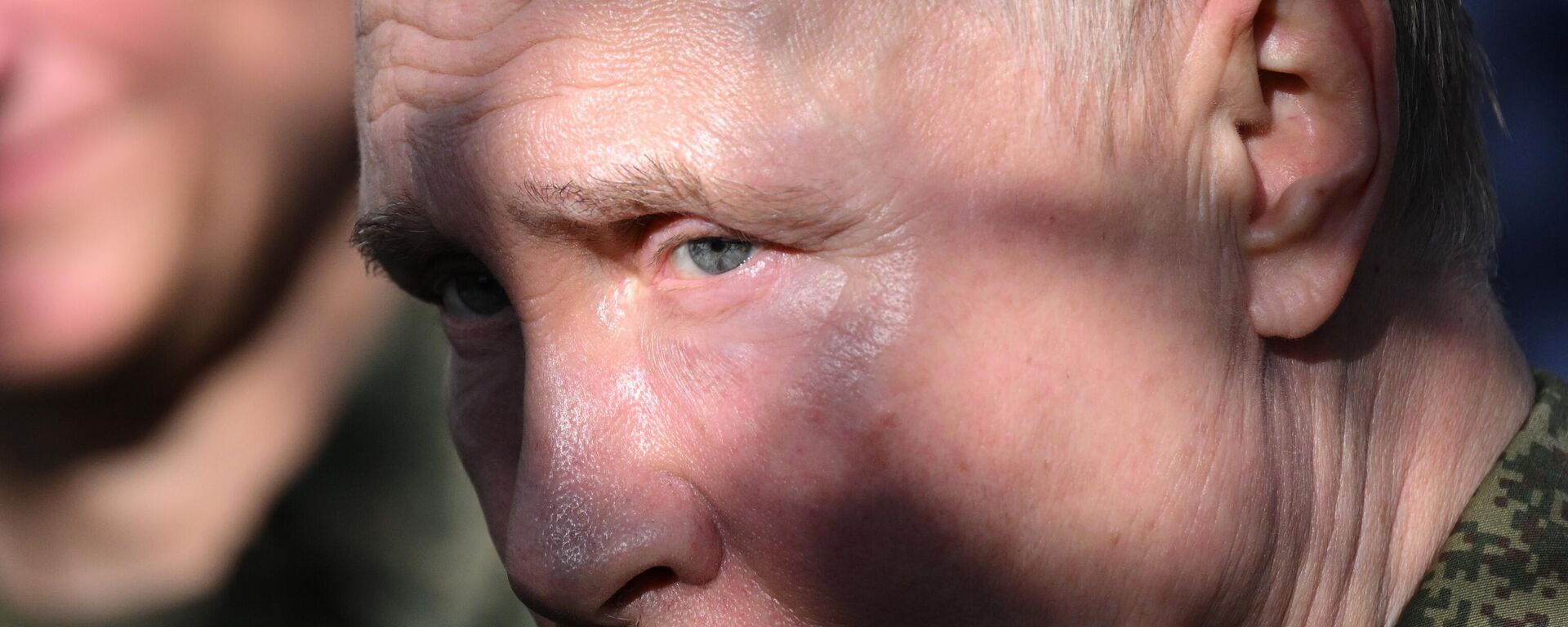 Президент РФ Владимир Путин посещает место проведения совместного стратегического учения России и Белоруссии Запад-2025 в Нижегородской области (16 сентября 2025). - Sputnik Латвия, 1920, 31.12.2025