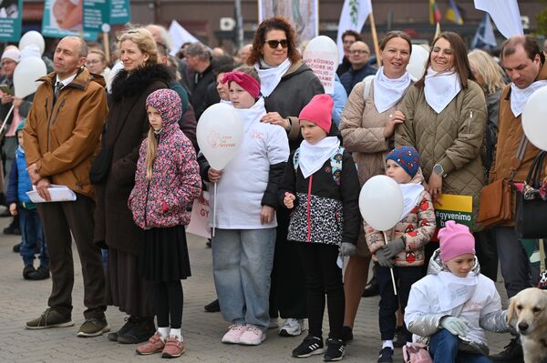 Сейм рассматривает закон о репродуктивном здоровье, который легализует бесплатную контрацепцию. По мнению инициаторов, аборт — это медицинская процедура, а значит, он также должен компенсироваться. - Sputnik Латвия