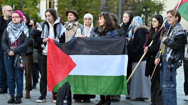 Акция солидарности с Палестиной в Вильнюсе - Sputnik Латвия