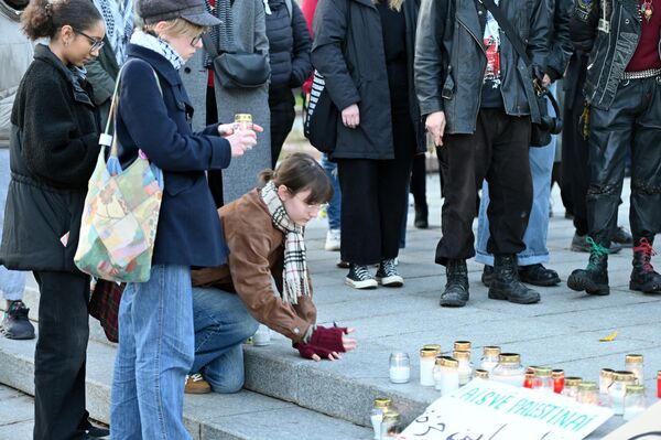 Надпись на плакате: &quot;Свободу Палестине&quot;. - Sputnik Латвия