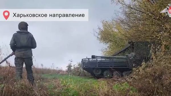 Российская артиллерия настигает противника - Sputnik Латвия