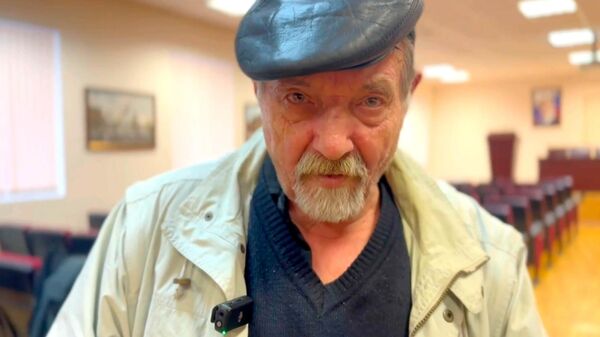 Выдворенный из Латвии пенсионер Григорий Еременко - Sputnik Латвия