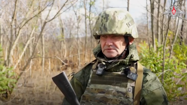 Боец ВС РФ рассказал об освобождении Алексеевки - Sputnik Латвия