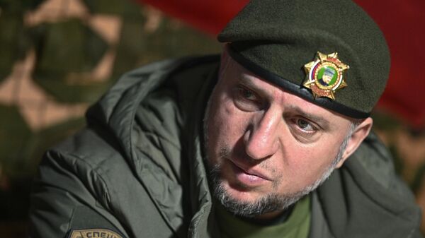 Командир спецназа Ахмат, заместитель начальника главного военно-политического управления Минобороны РФ генерал-майор Апти Алаудинов - Sputnik Латвия