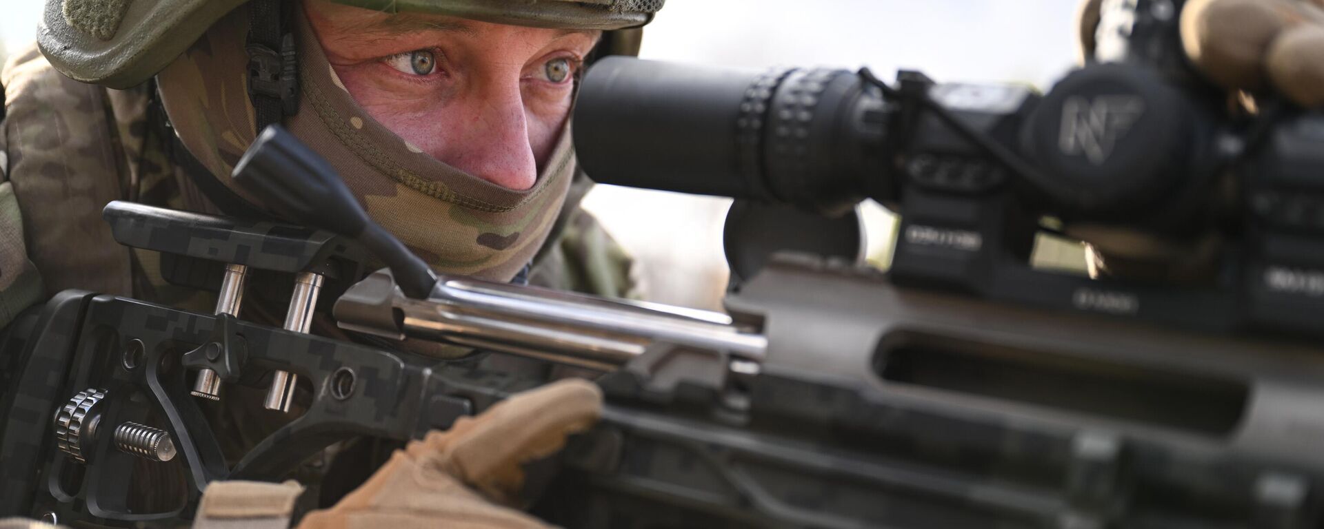 Военнослужащий ВС России в зоне СВО - Sputnik Латвия, 1920, 18.12.2025