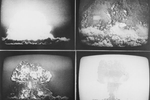 Несколько кадров третьего ядерного испытания в Китае  в 1966 году - Sputnik Латвия