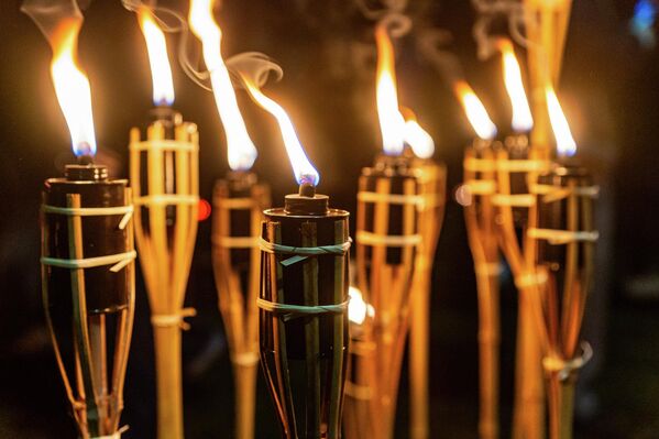 Зажженные факелы  - Sputnik Латвия