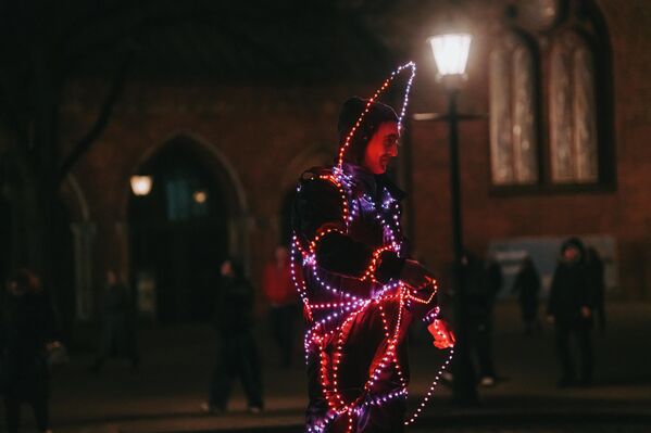 В рамках этой программы, например, проводятся театральные представления и музыкальные выступления, устраиваются интерактивные мероприятия. - Sputnik Латвия