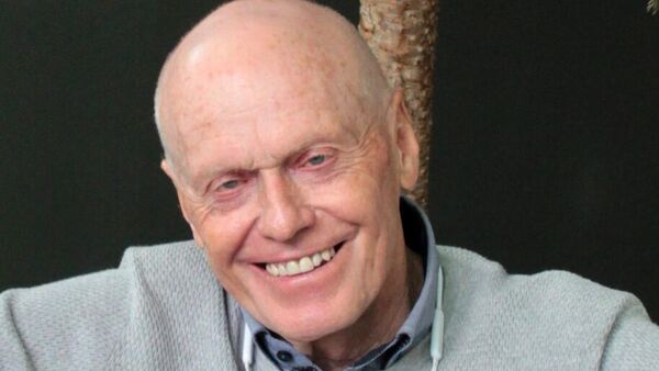 Бывший премьер-министр Латвии Валдис Биркавс - Sputnik Латвия