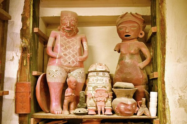 Посетителям основатели мастерской расскажут интересные истории о каждом экспонате, представленном на постоянной экспозиции. - Sputnik Латвия