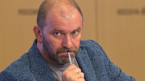 Казаков: Латвия ничем не заставит русских отказаться от своей русскости - Sputnik Латвия