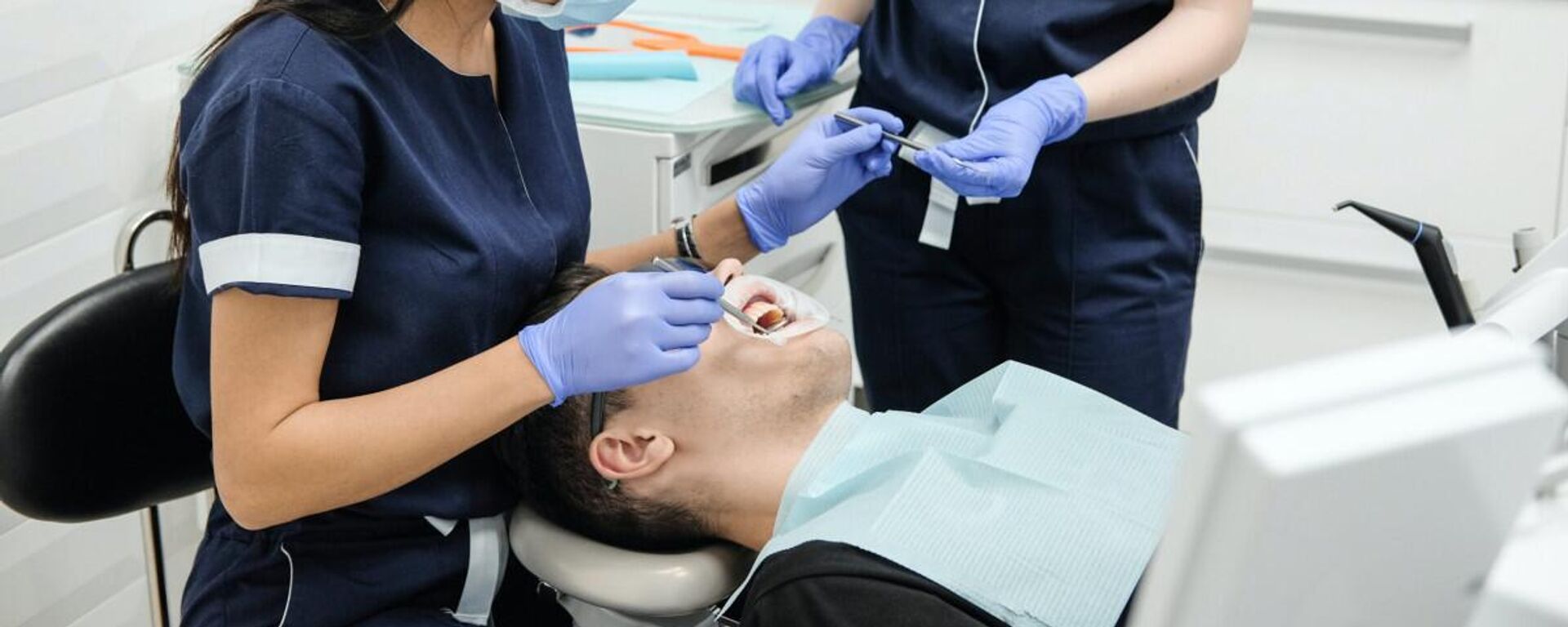 Лечение зубов  - Sputnik Латвия, 1920, 18.03.2026