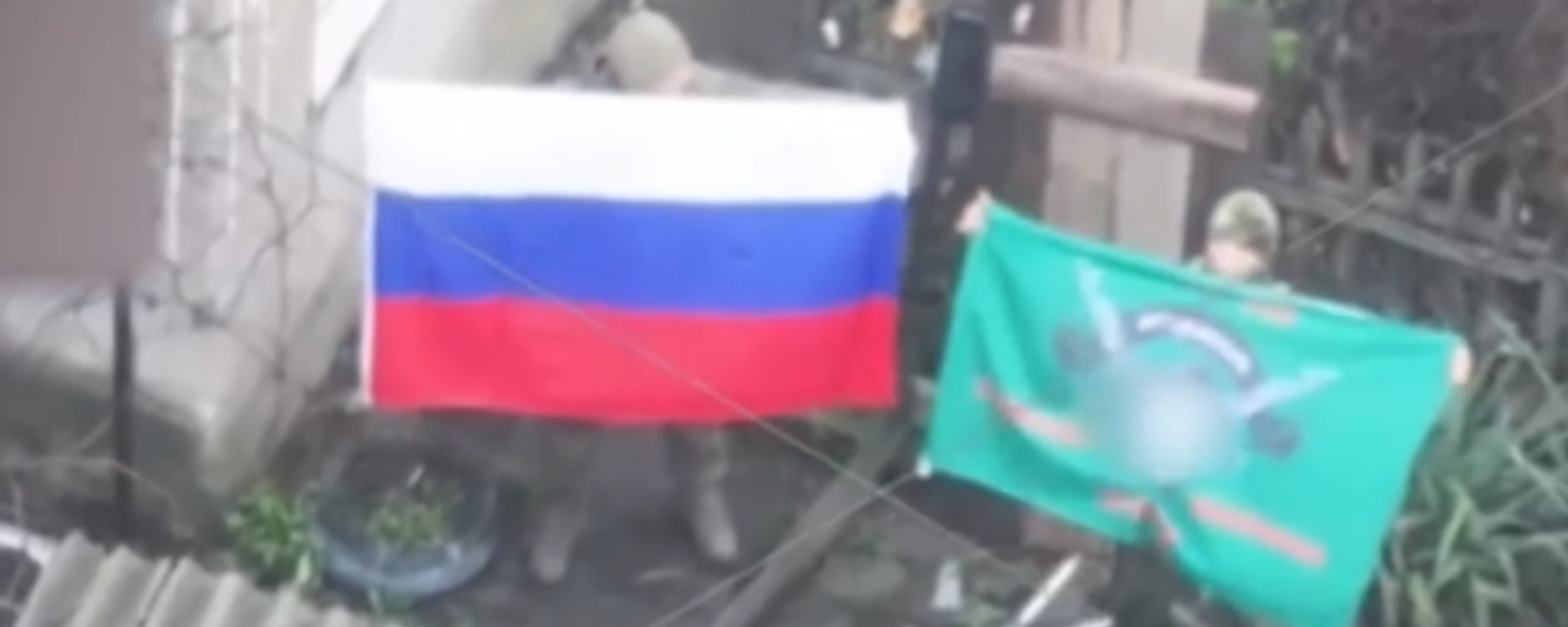 Как силы РФ вели бои за донецкий поселок Ровное - Sputnik Латвия, 1920, 08.12.2025