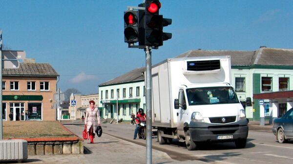 Грузовой автомобиль грузоподъемностью до 3.5 тонн в Прейли, Латвия  - Sputnik Латвия