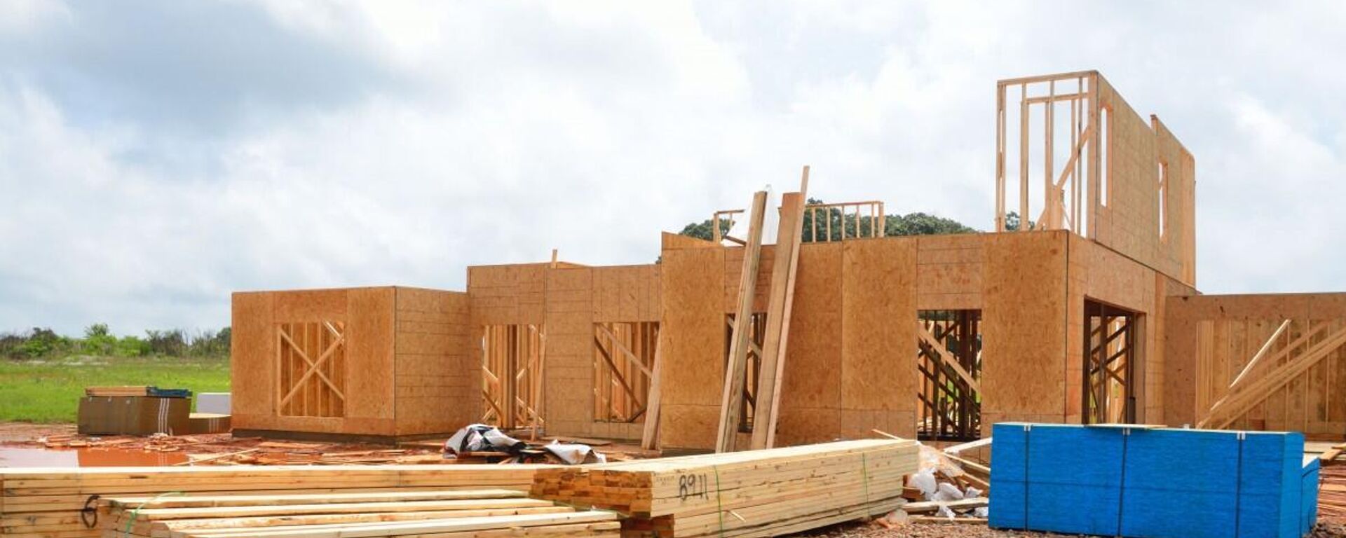 Строительство дома  - Sputnik Латвия, 1920, 11.12.2025