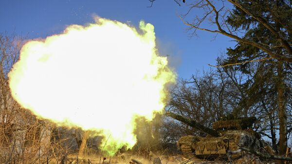 Танк Т-72 ВС России в зоне СВО - Sputnik Латвия