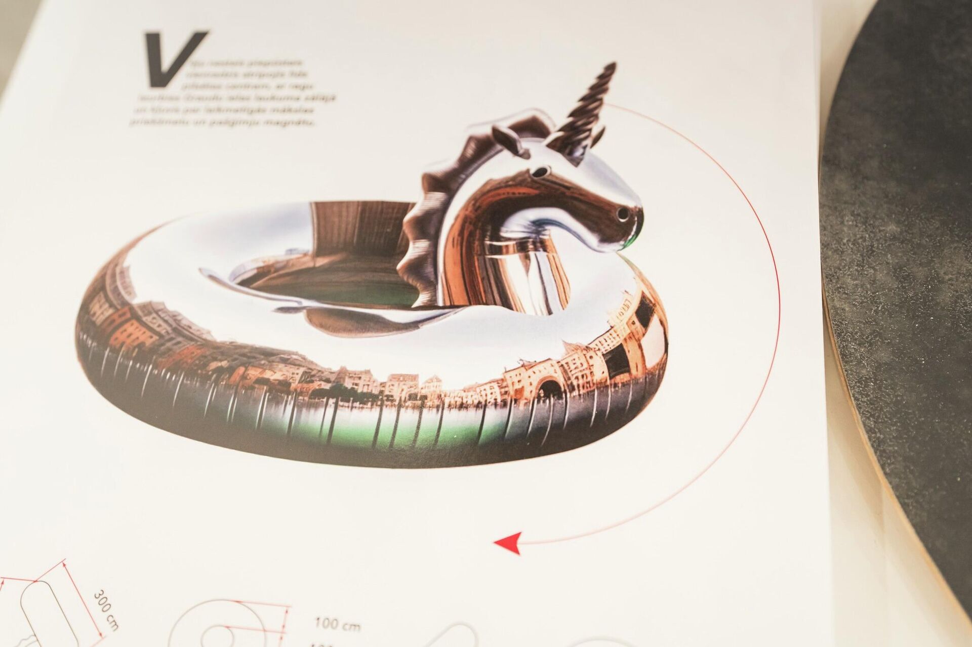 В Лиепае планируют установить стальной спасательный круг с головой единорога - Sputnik Латвия, 1920, 18.12.2025